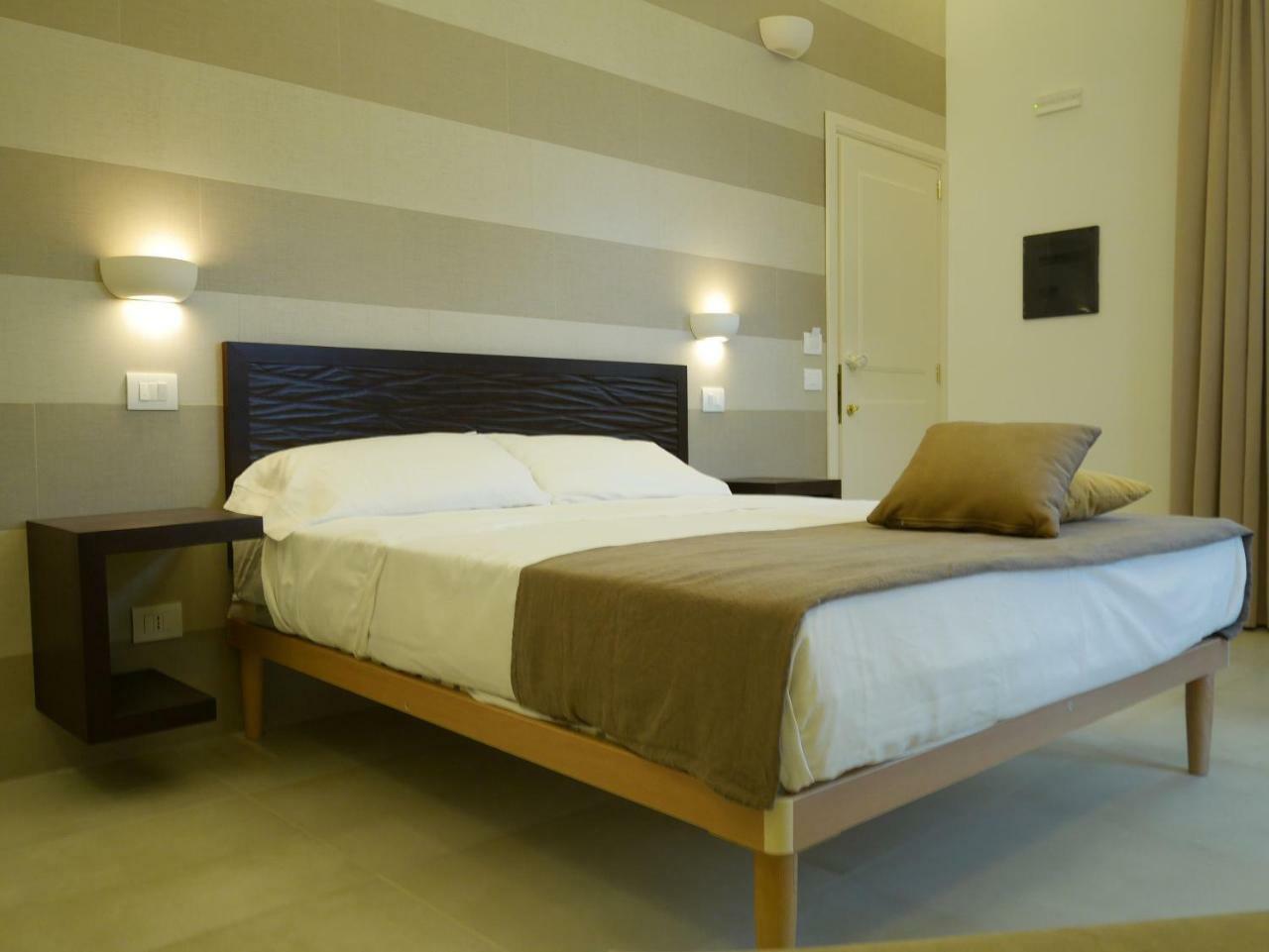 Palazzo San Lazzaro Bed and Breakfast Lecce Eksteriør billede